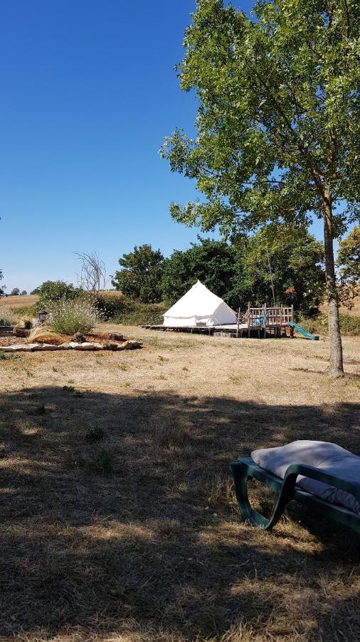 La Petite Houmee * Curzay-sur-Vonne
